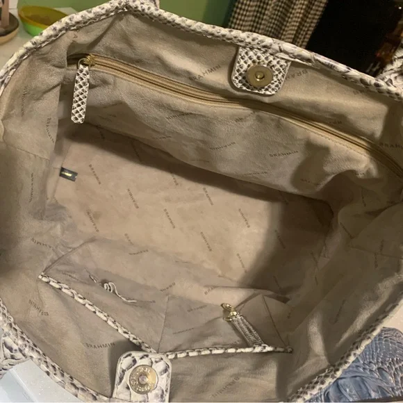 Brahmin Snakeskin Tote & crocodile wallet - Picture 6 of 10